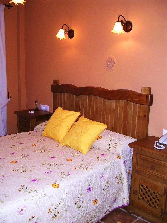 Hotel Posada Casas Viejas Беналуп-Касас-Вьехас Номер фото
