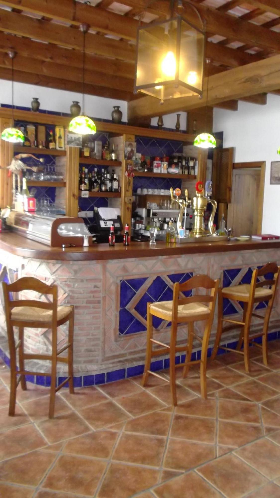 Hotel Posada Casas Viejas Беналуп-Касас-Вьехас Экстерьер фото