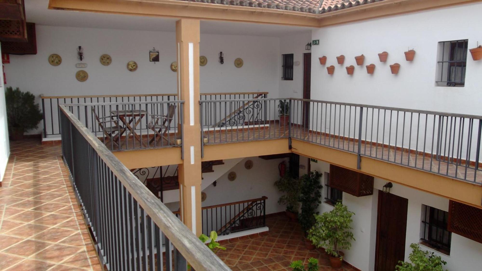 Hotel Posada Casas Viejas Беналуп-Касас-Вьехас Экстерьер фото