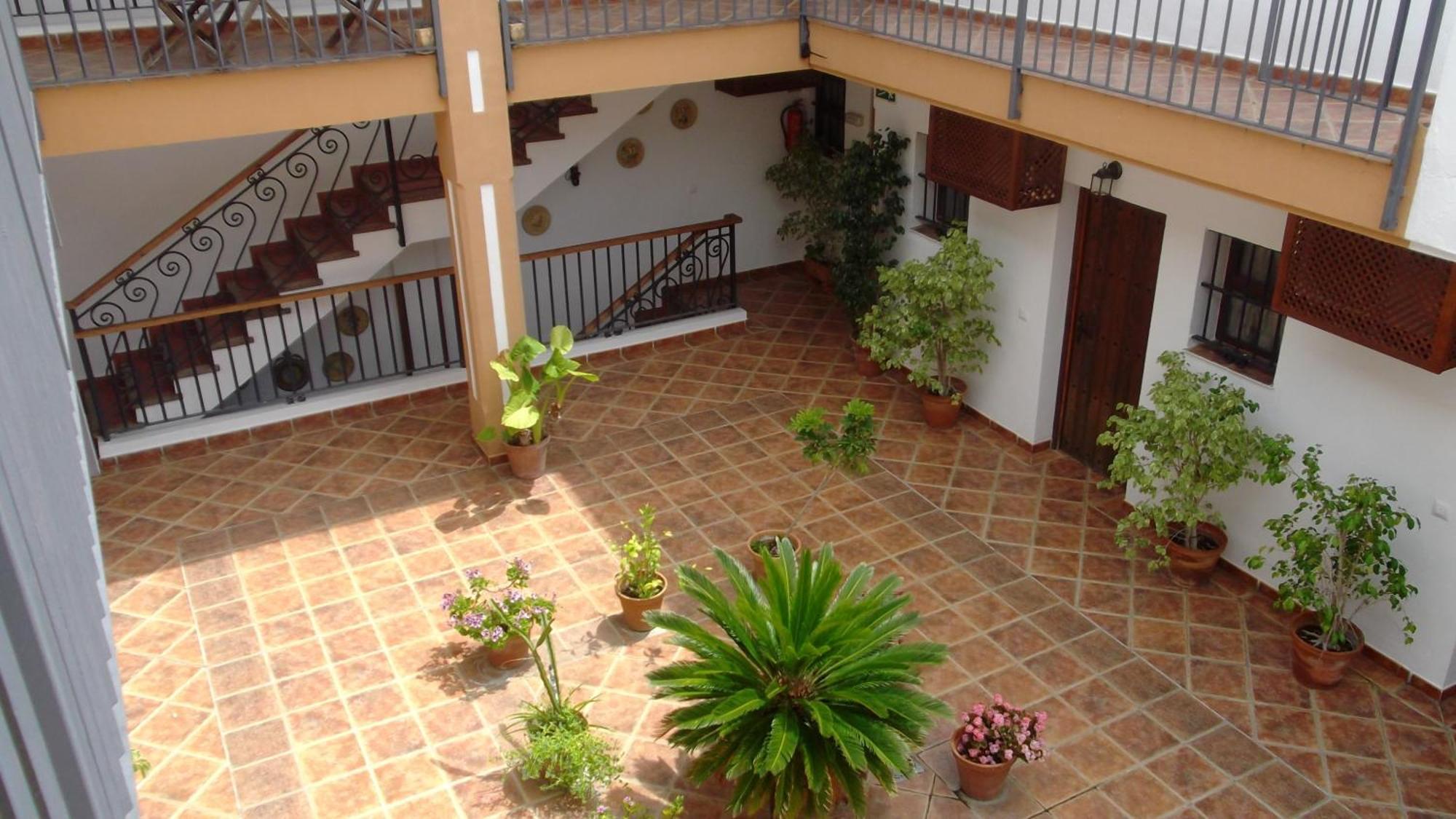 Hotel Posada Casas Viejas Беналуп-Касас-Вьехас Экстерьер фото