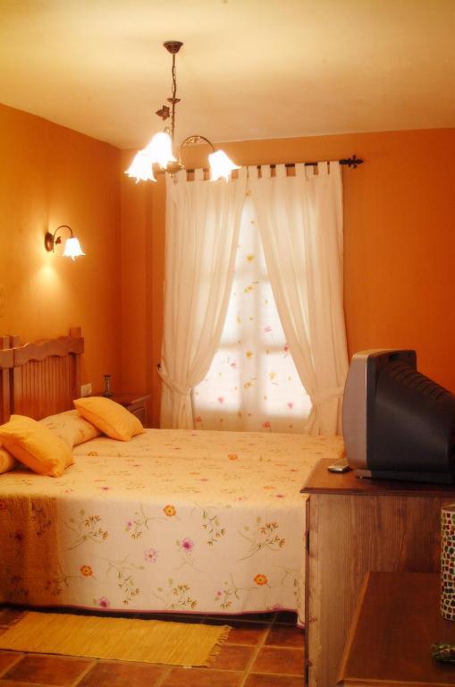 Hotel Posada Casas Viejas Беналуп-Касас-Вьехас Номер фото
