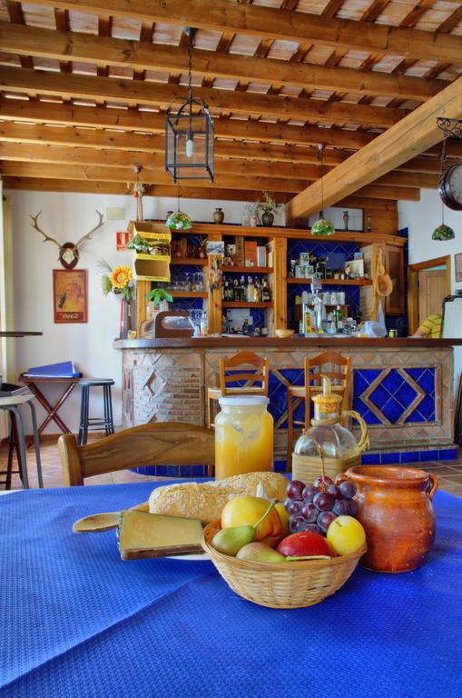 Hotel Posada Casas Viejas Беналуп-Касас-Вьехас Экстерьер фото